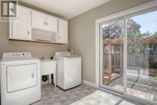 50 Bechtel Street, Cambridge, ON - Indoor Photo Showing Laundry Room