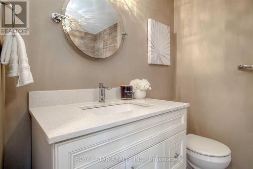 50 Bechtel Street, Cambridge, ON - Indoor Photo Showing Bathroom