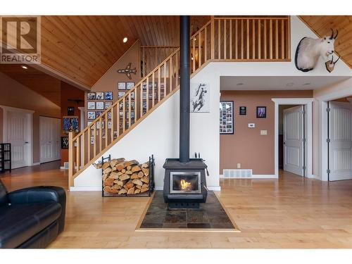 771 Toy Creek Road, Kaleden, BC - Indoor With Fireplace