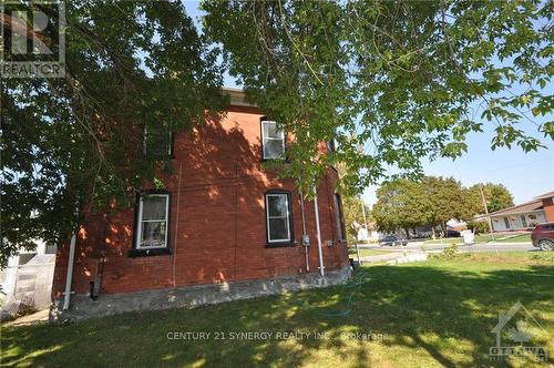 74 Jasper Avenue, Smiths Falls, ON - Outdoor