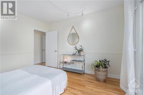 2034 Saunderson Drive, Ottawa, ON - Indoor Photo Showing Bedroom