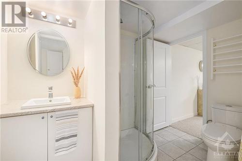 2034 Saunderson Drive, Ottawa, ON - Indoor Photo Showing Bathroom