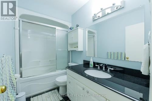 239 Chittick Crescent, Thames Centre (Dorchester), ON - Indoor Photo Showing Bathroom