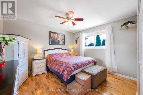 239 Chittick Crescent, Thames Centre (Dorchester), ON - Indoor Photo Showing Bedroom