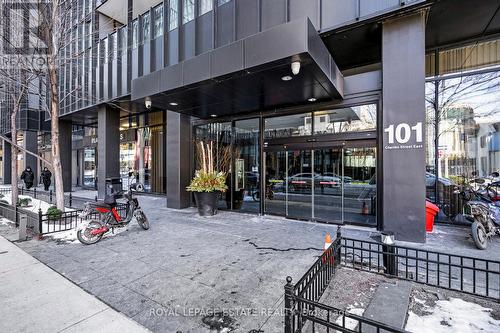 1909 - 101 Charles Street E, Toronto, ON - Outdoor With Balcony