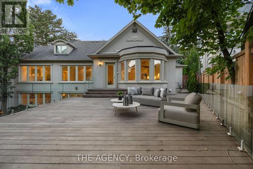 16 Fifeshire Road, Toronto (St. Andrew-Windfields), ON - Outdoor With Deck Patio Veranda