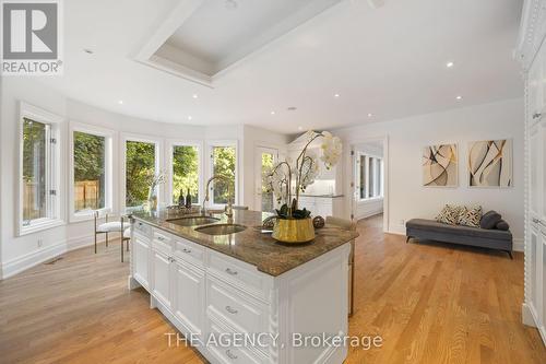 16 Fifeshire Road, Toronto (St. Andrew-Windfields), ON - Indoor Photo Showing Kitchen With Double Sink