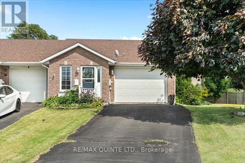 33 Alder Court, Belleville, ON - Outdoor