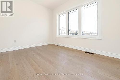 125 Timber Creek Boulevard, Vaughan, ON - Indoor Photo Showing Other Room