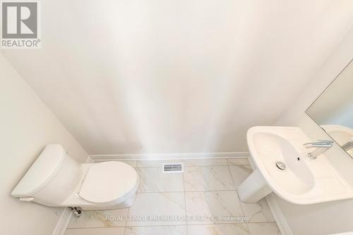 125 Timber Creek Boulevard, Vaughan, ON - Indoor Photo Showing Bathroom