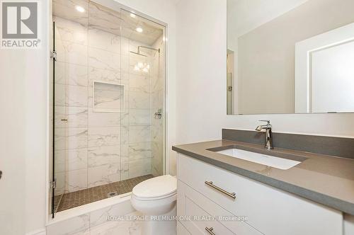 133 Timber Creek Boulevard, Vaughan, ON - Indoor Photo Showing Bathroom