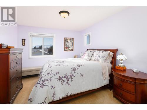 304 Dugan Street, Creston, BC - Indoor Photo Showing Bedroom