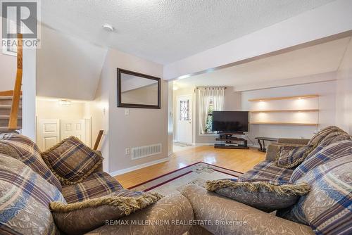 12 Mount Fuji Crescent, Brampton (Sandringham-Wellington), ON - Indoor Photo Showing Living Room