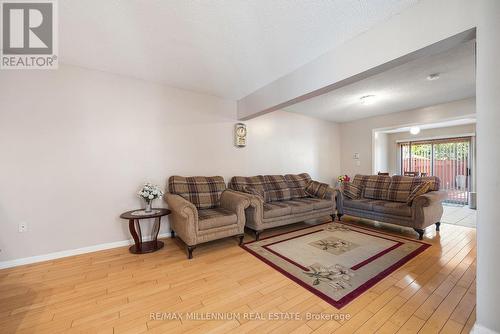 12 Mount Fuji Crescent, Brampton (Sandringham-Wellington), ON - Indoor Photo Showing Living Room