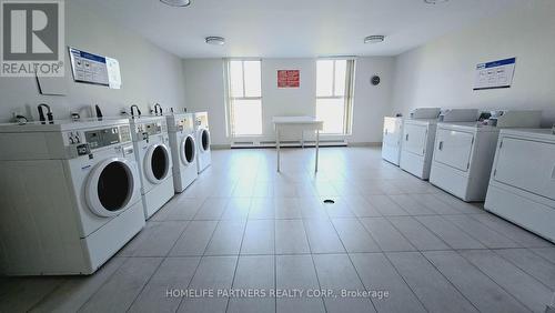 315 - 2825 Islington Avenue, Toronto (Humber Summit), ON - Indoor Photo Showing Laundry Room