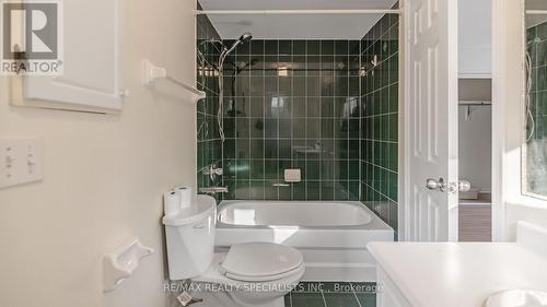 42 Caruso Drive, Brampton (Fletcher'S West), ON - Indoor Photo Showing Bathroom