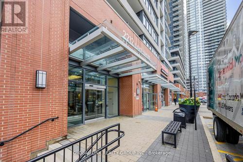 2901 - 2212 Lakeshore Boulevard W, Toronto (Mimico), ON - Outdoor