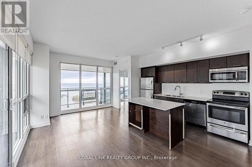 2901 - 2212 Lakeshore Boulevard W, Toronto, ON - Indoor Photo Showing Kitchen