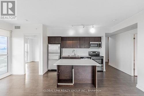 2901 - 2212 Lakeshore Boulevard W, Toronto (Mimico), ON - Indoor Photo Showing Kitchen