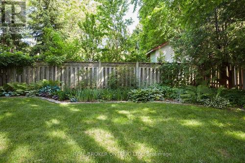 1048 Plains View Avenue, Burlington, ON - Outdoor