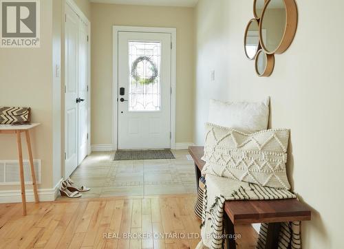 1048 Plains View Avenue, Burlington (Bayview), ON - Indoor Photo Showing Other Room