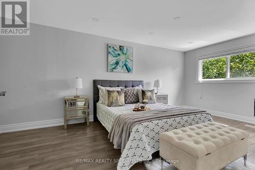 2382 Barcella Crescent, Mississauga, ON - Indoor Photo Showing Bedroom