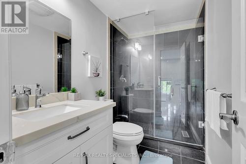 2382 Barcella Crescent, Mississauga, ON - Indoor Photo Showing Bathroom