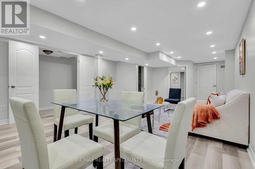 2382 Barcella Crescent, Mississauga, ON - Indoor Photo Showing Dining Room