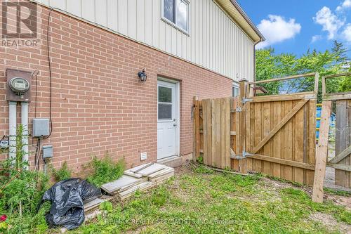 2382 Barcella Crescent, Mississauga (Sheridan), ON - Outdoor With Exterior