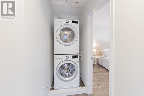 2 - 391 Royal York Road, Toronto (Mimico), ON - Indoor Photo Showing Laundry Room