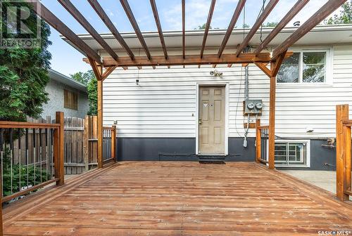 324 Winnipeg Avenue S, Saskatoon, SK - Outdoor With Exterior