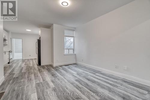 27 Grove Street, Hamilton (Corktown), ON - Indoor Photo Showing Other Room