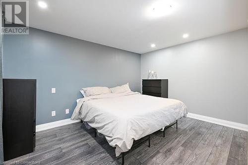 197 Green Road, Stoney Creek, ON - Indoor Photo Showing Bedroom