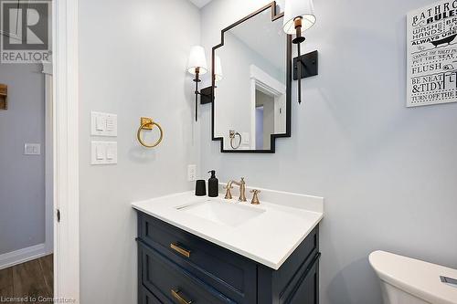 197 Green Road, Stoney Creek, ON - Indoor Photo Showing Bathroom