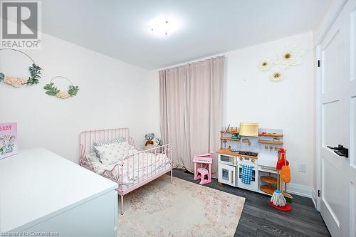 197 Green Road, Stoney Creek, ON - Indoor Photo Showing Bedroom