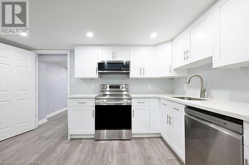 197 Green Road, Stoney Creek, ON - Indoor Photo Showing Kitchen With Stainless Steel Kitchen