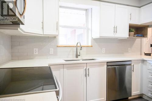 197 Green Road, Stoney Creek, ON - Indoor Photo Showing Kitchen