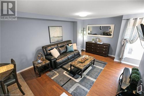 1328 Upper Sherman Avenue Unit# 6, Hamilton, ON - Indoor Photo Showing Living Room