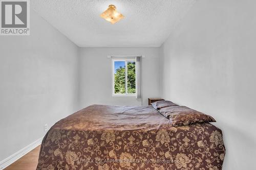 18 Eaton Place, Hamilton (Mcquesten), ON - Indoor Photo Showing Bedroom