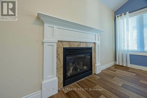 48 Ambleside Drive, St. Thomas, ON - Indoor Photo Showing Living Room With Fireplace