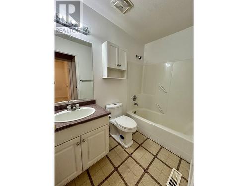 3052 Seton Crescent, Prince George, BC - Indoor Photo Showing Bathroom