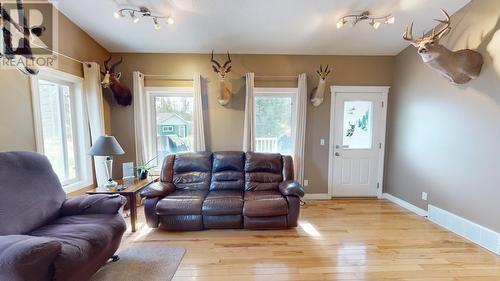 14441 Red Creek Road, Fort St. John, BC - Indoor Photo Showing Living Room