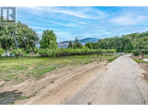 8046 River Road, Oliver, BC 