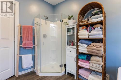 77 Poulette Street, Hamilton, ON - Indoor Photo Showing Bathroom