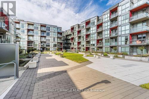 B414 - 5240 Dundas Street, Burlington (Orchard), ON - Outdoor With Facade