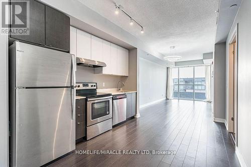 B414 - 5240 Dundas Street, Burlington, ON - Indoor Photo Showing Kitchen With Stainless Steel Kitchen