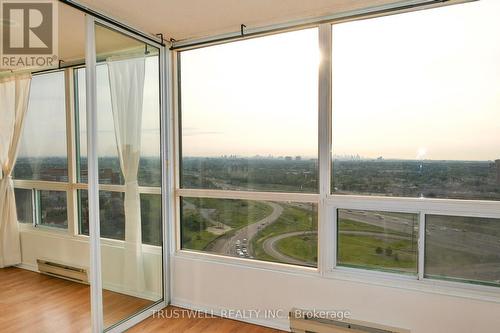 2102 - 4450 Tucana Court, Mississauga (Hurontario), ON - Indoor Photo Showing Other Room