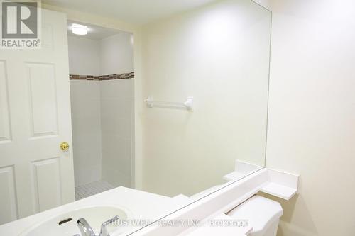 2102 - 4450 Tucana Court, Mississauga, ON - Indoor Photo Showing Bathroom