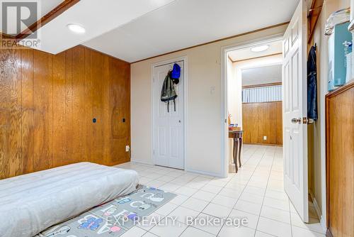 16 Heavitree Drive, Toronto, ON - Indoor