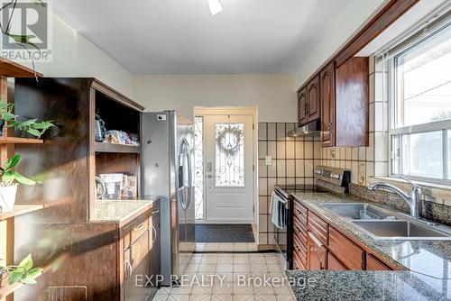 16 Heavitree Drive S, Toronto (Downsview-Roding-Cfb), ON - Indoor Photo Showing Kitchen With Double Sink